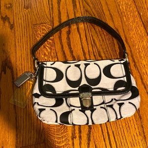 Early 2000 purse coach great condition